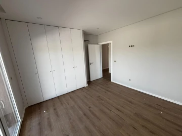Moradia T4 para Venda em Fernao Ferro