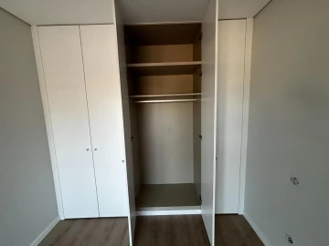 Moradia T4 para Venda em Fernao Ferro