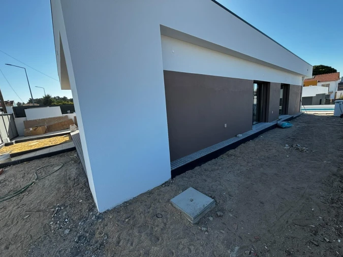 Moradia T4 para Venda em Fernao Ferro Foto 31