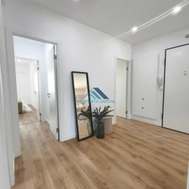 Apartamento T3 para Venda em Benfica