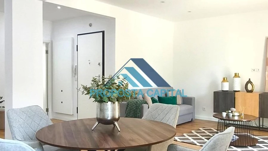 Apartamento T3 para Venda em Benfica