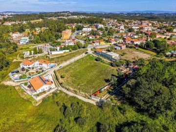 Terreno para Venda em São Miguel do Souto e Mosteirô