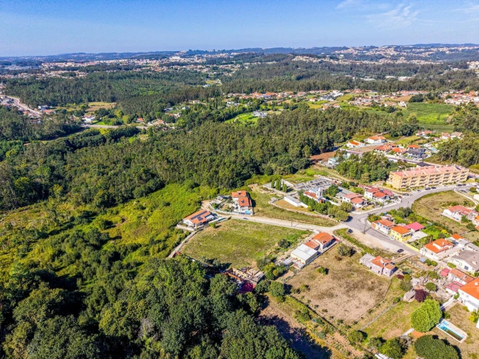 Terreno para Venda em São Miguel do Souto e Mosteirô Foto 8