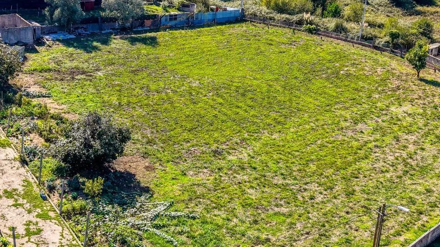 Terreno para Venda em São Miguel do Souto e Mosteirô