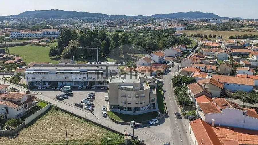 Apartamento T2 para Venda em Arcozelo Foto 18