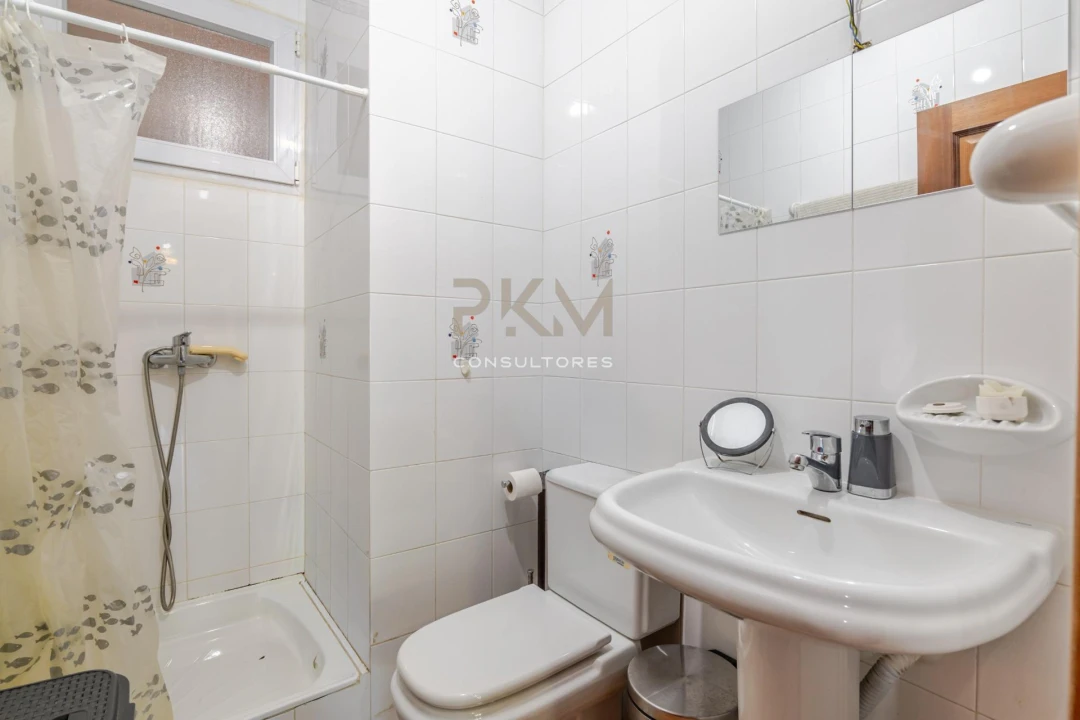 Apartamento T3 para Venda em Lomba Foto 18