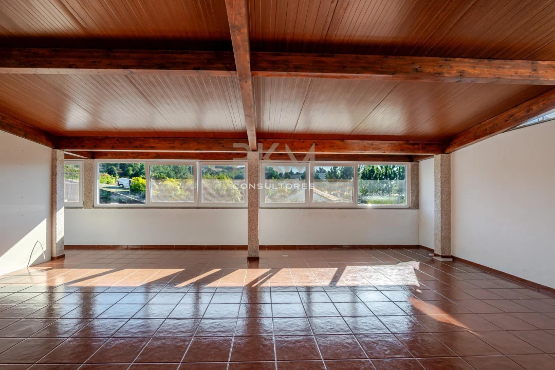 Apartamento T3 para Venda em Lomba Foto 34