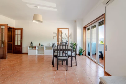 Apartamento T3 para Venda em Lomba