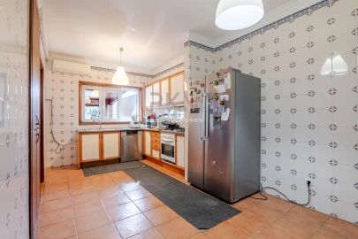 Apartamento T3 para Venda em Lomba