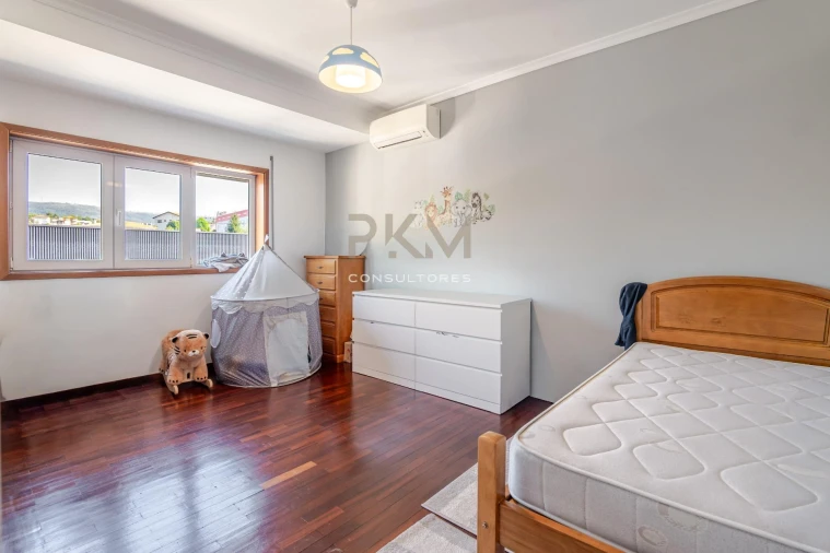 Apartamento T3 para Venda em Lomba Foto 21
