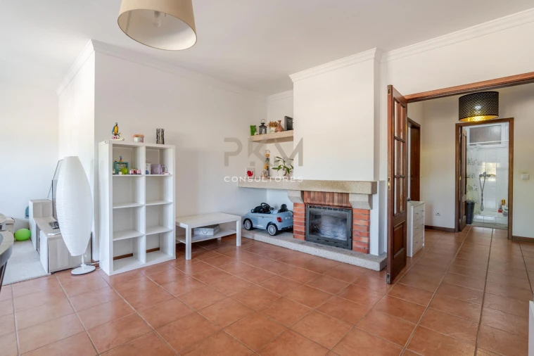 Apartamento T3 para Venda em Lomba Foto 6