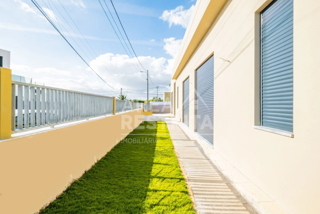 Moradia T4 para Venda em Azeitão (São Lourenço e São Simão) Foto 4