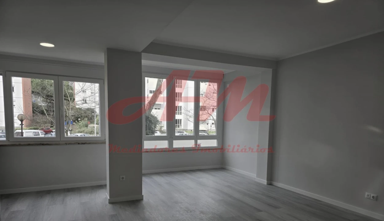 Apartamento T2 para Venda em Oeiras e São Julião da Barra, Paço de Arcos e Caxias Foto 12