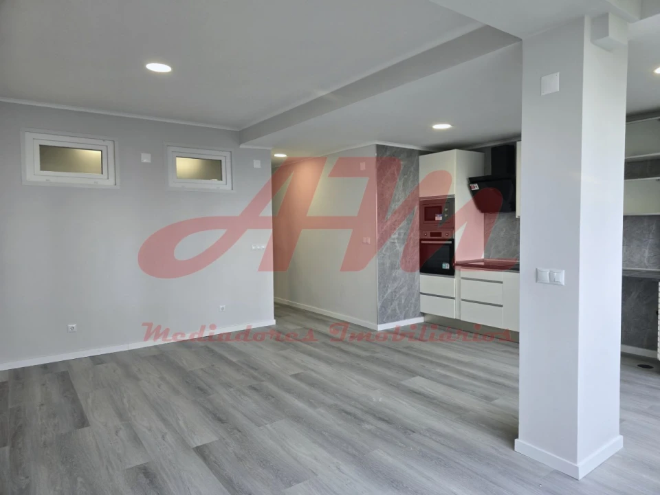 Apartamento T2 para Venda em Oeiras e São Julião da Barra, Paço de Arcos e Caxias Foto 17