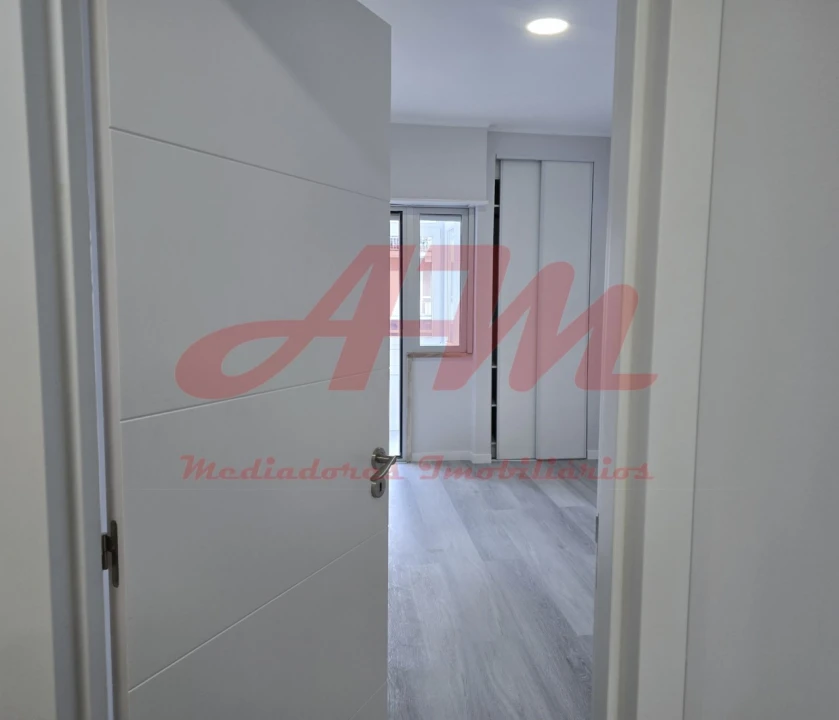 Apartamento T2 para Venda em Oeiras e São Julião da Barra, Paço de Arcos e Caxias Foto 27