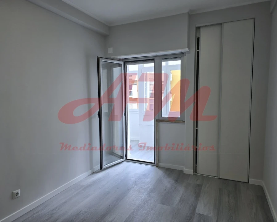 Apartamento T2 para Venda em Oeiras e São Julião da Barra, Paço de Arcos e Caxias Foto 30