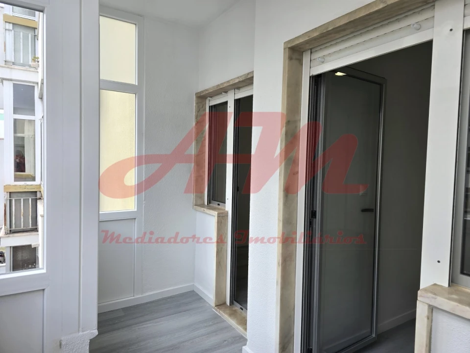 Apartamento T2 para Venda em Oeiras e São Julião da Barra, Paço de Arcos e Caxias Foto 33