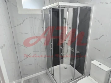 Apartamento T2 para Venda em Oeiras e São Julião da Barra, Paço de Arcos e Caxias