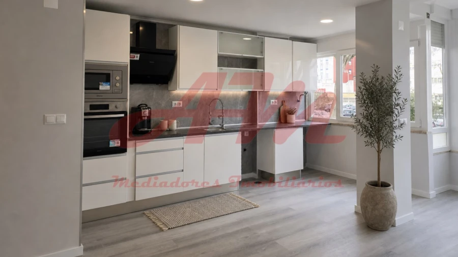 Apartamento T2 para Venda em Oeiras e São Julião da Barra, Paço de Arcos e Caxias