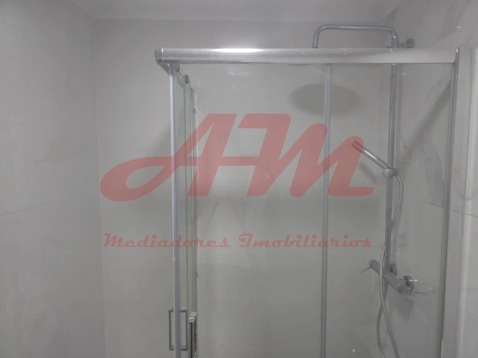 Apartamento T3 para Venda em Venteira Foto 16