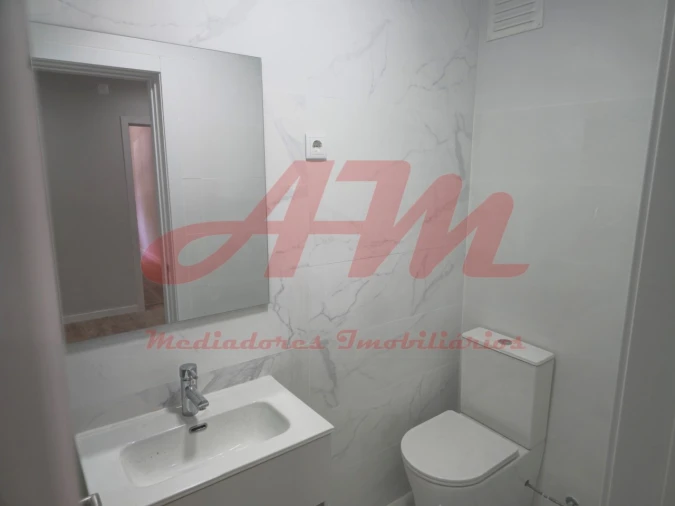 Apartamento T3 para Venda em Venteira Foto 7