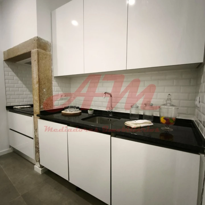 Apartamento T3 para Venda em São Domingos de Benfica Foto 2