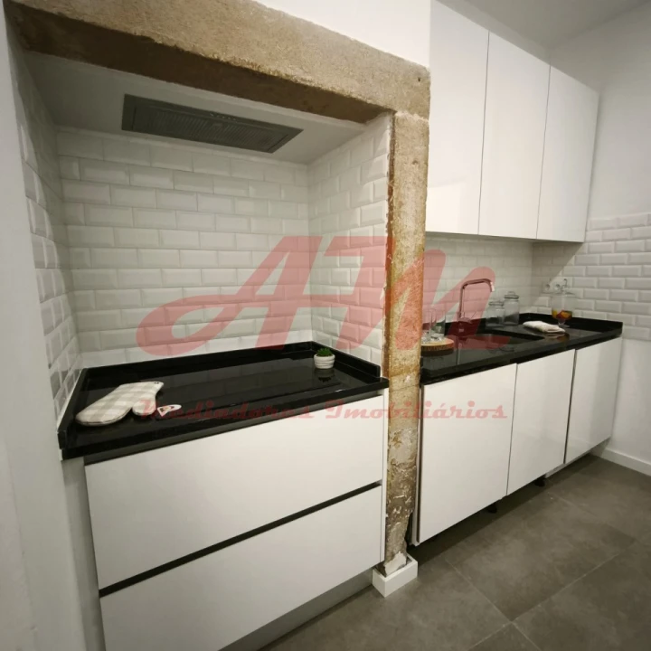 Apartamento T3 para Venda em São Domingos de Benfica Foto 4