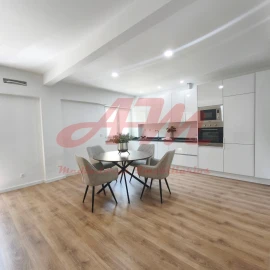 Apartamento T3 para Venda em Benfica