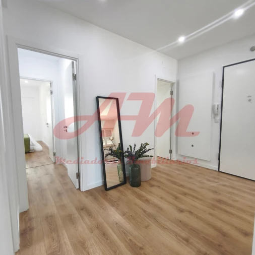 Apartamento T3 para Venda em Benfica Foto 9