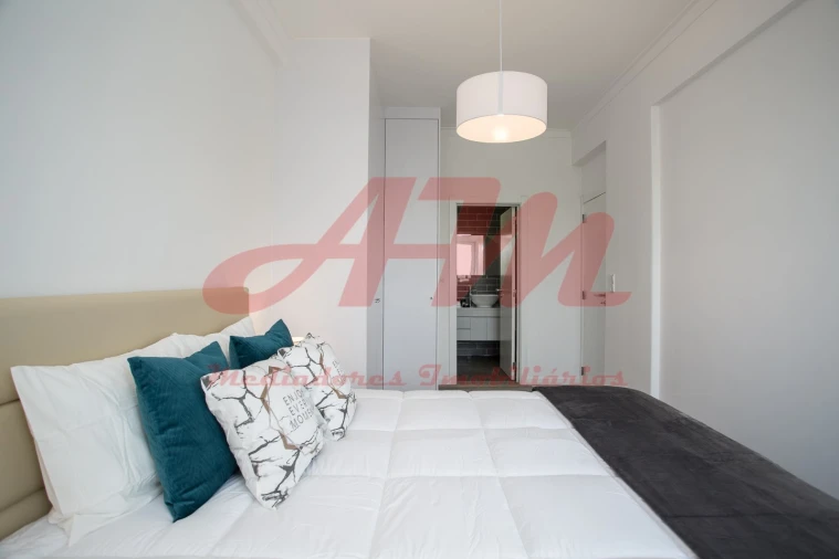 Apartamento T3 para Venda em Benfica Foto 13