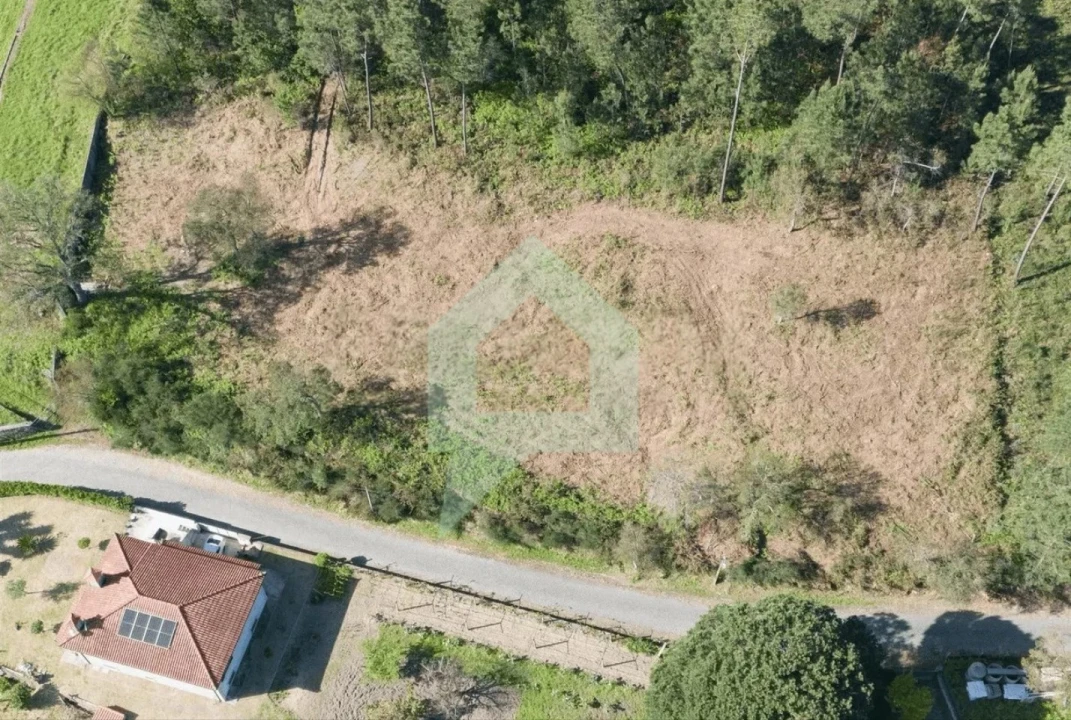 Terreno para Venda em Creixomil e Mariz Foto 3