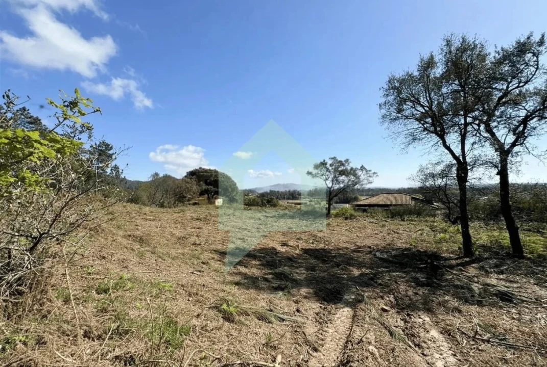 Terreno para Venda em Creixomil e Mariz Foto 8