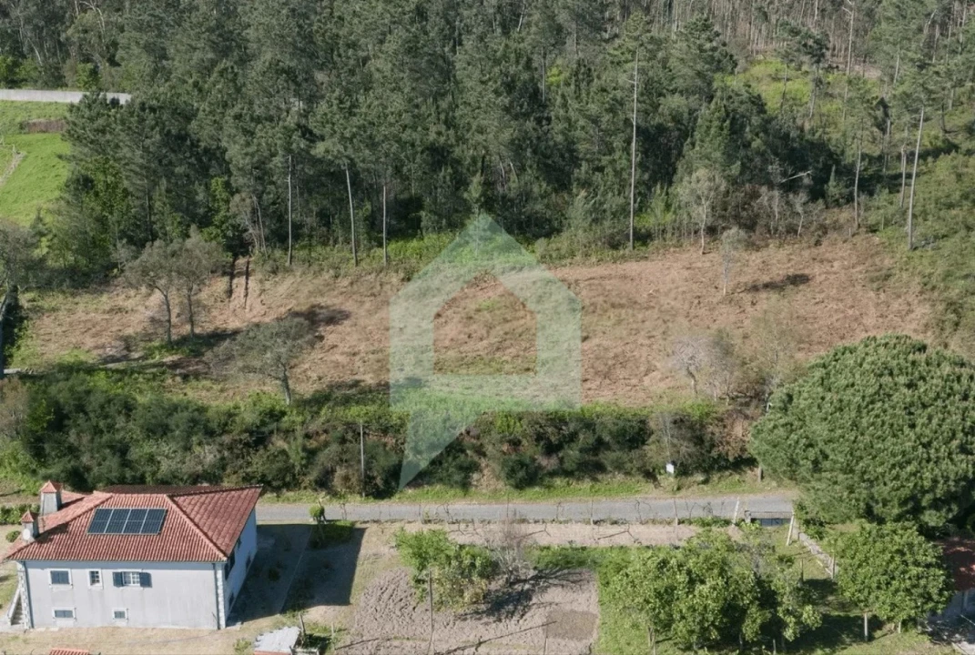 Terreno para Venda em Creixomil e Mariz Foto 13