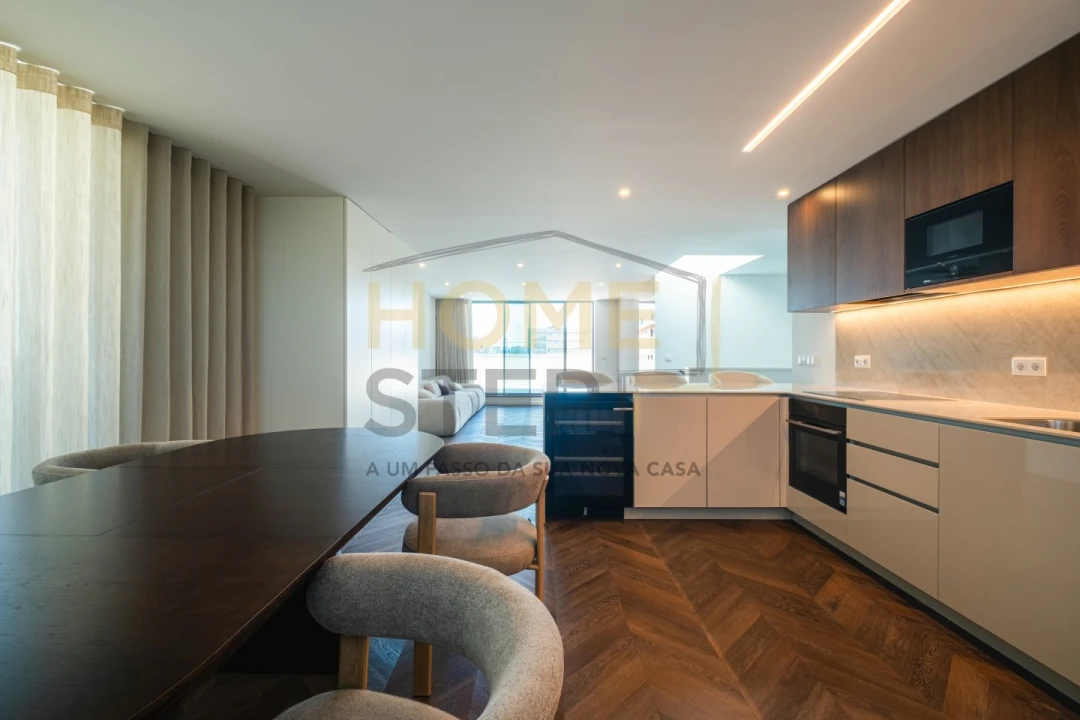 Apartamento T4 para Venda em Matosinhos e Leça da Palmeira Foto 5