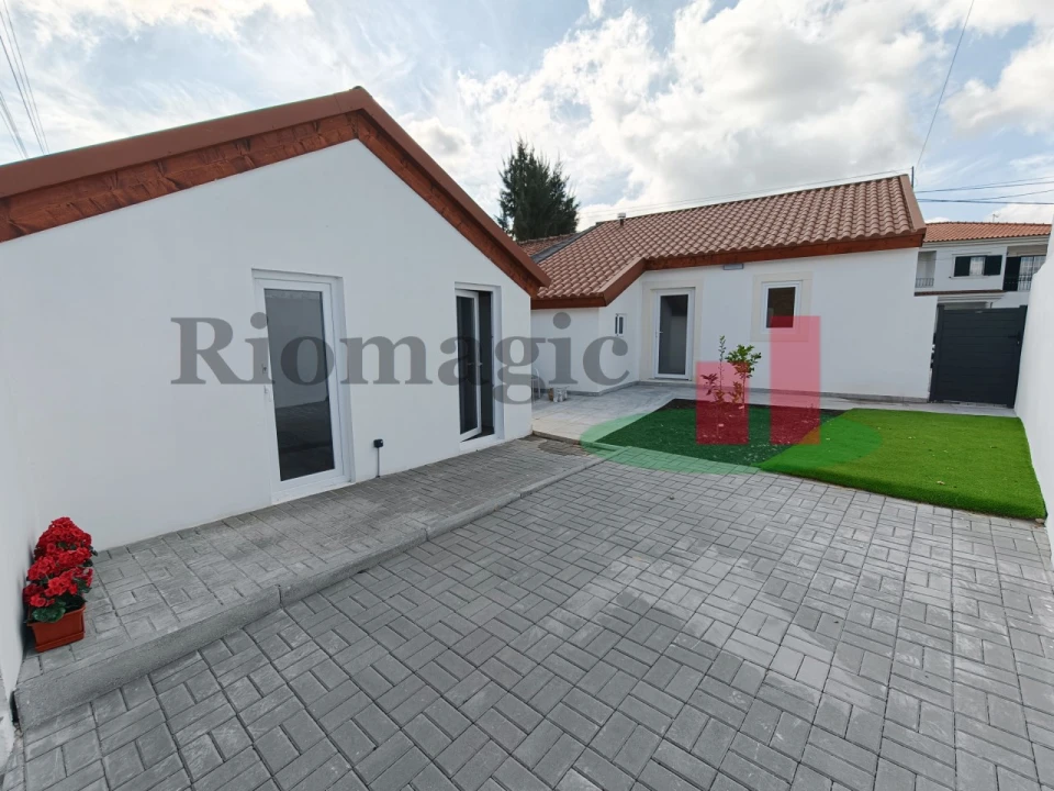 Moradia T2 para Venda em São João da Ribeira e Ribeira de São João Foto 47