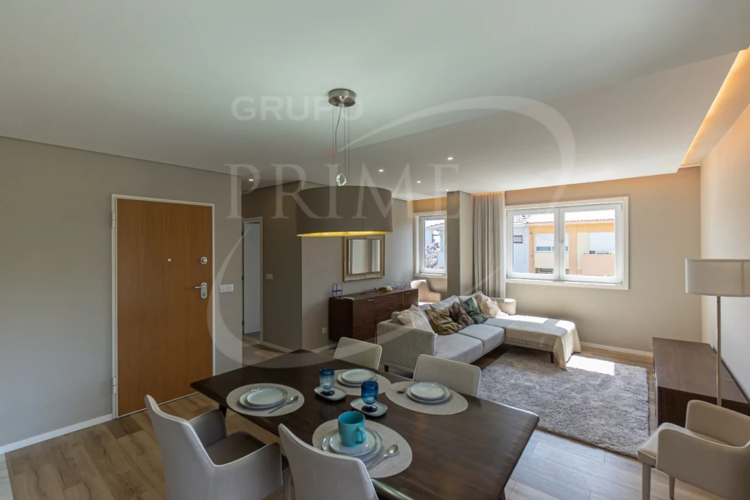 Apartamento T2 para Arrendamento em Aldoar, Foz do Douro e Nevogilde Foto 5