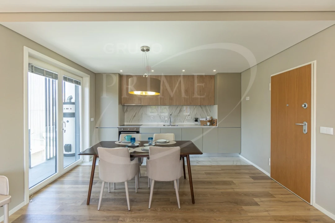 Apartamento T2 para Arrendamento em Aldoar, Foz do Douro e Nevogilde Foto 10