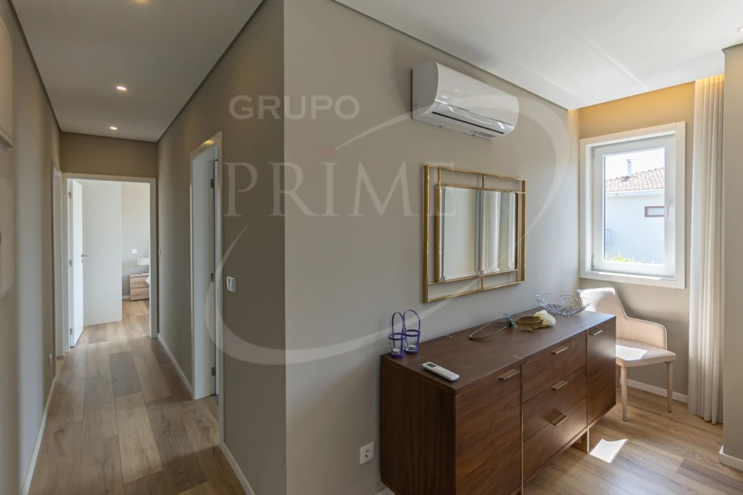 Apartamento T2 para Arrendamento em Aldoar, Foz do Douro e Nevogilde Foto 13