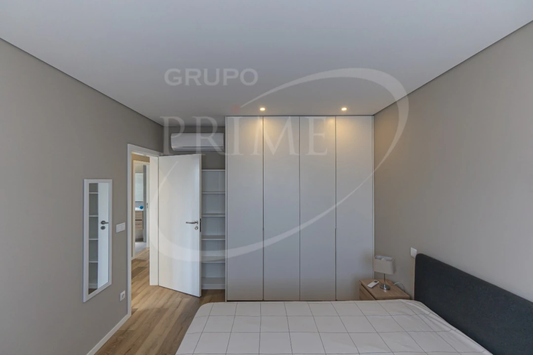 Apartamento T2 para Arrendamento em Aldoar, Foz do Douro e Nevogilde Foto 19
