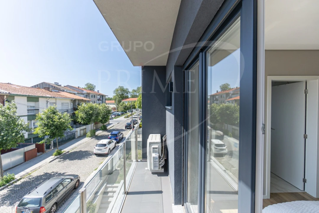 Apartamento T2 para Arrendamento em Aldoar, Foz do Douro e Nevogilde Foto 25