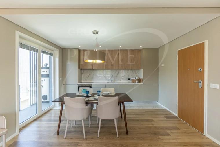 Apartamento T2 para Arrendamento em Aldoar, Foz do Douro e Nevogilde Foto 10