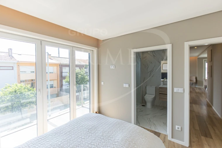 Apartamento T2 para Arrendamento em Aldoar, Foz do Douro e Nevogilde Foto 23