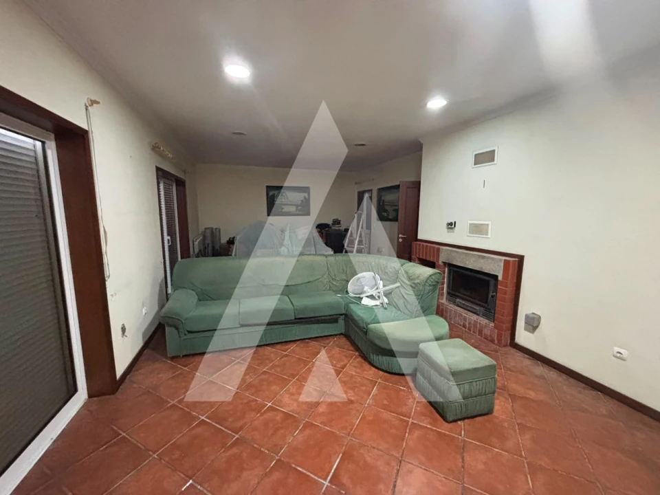 Moradia T2 para Venda em Penafiel Foto 4