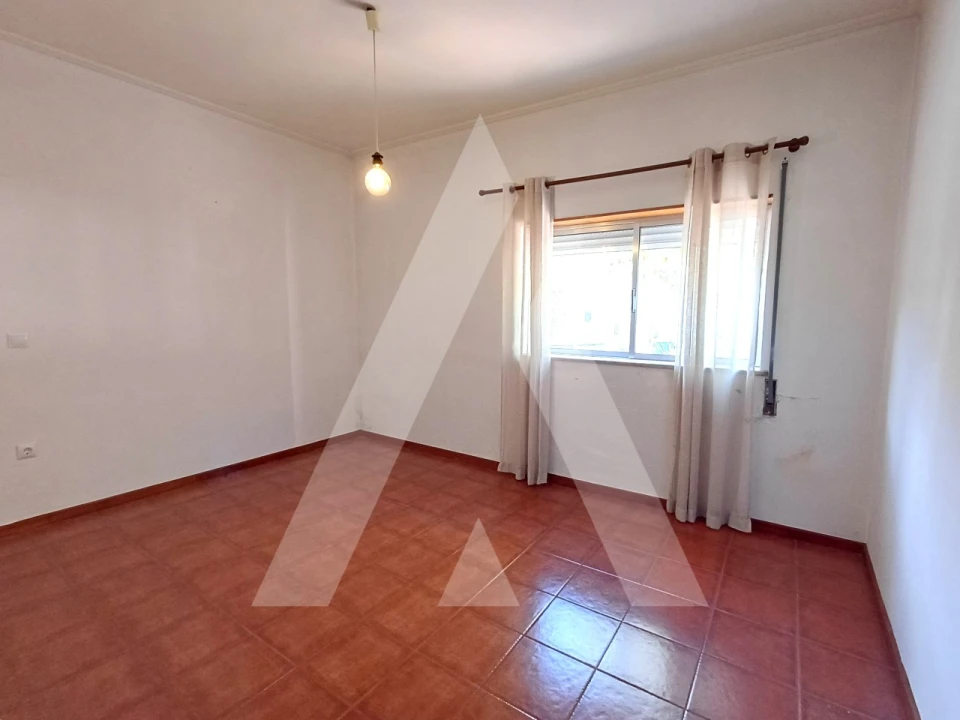 Apartamento T3 para Venda em Abraveses Foto 7