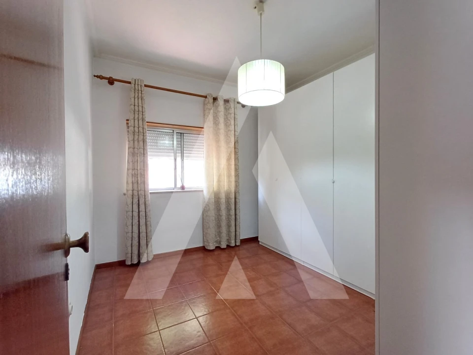 Apartamento T3 para Venda em Abraveses Foto 9