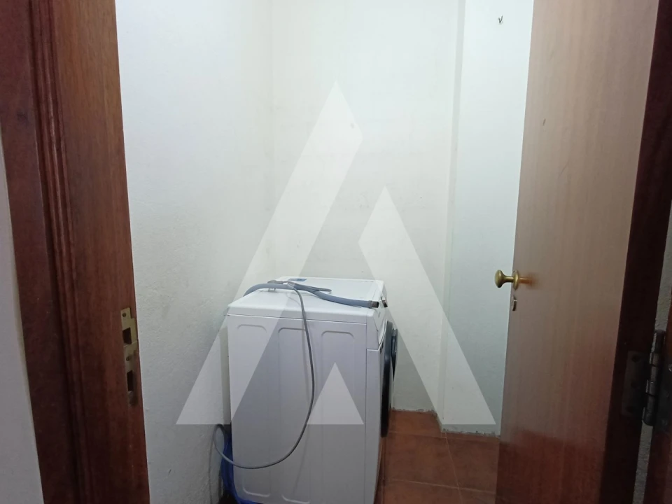 Apartamento T3 para Venda em Abraveses Foto 11