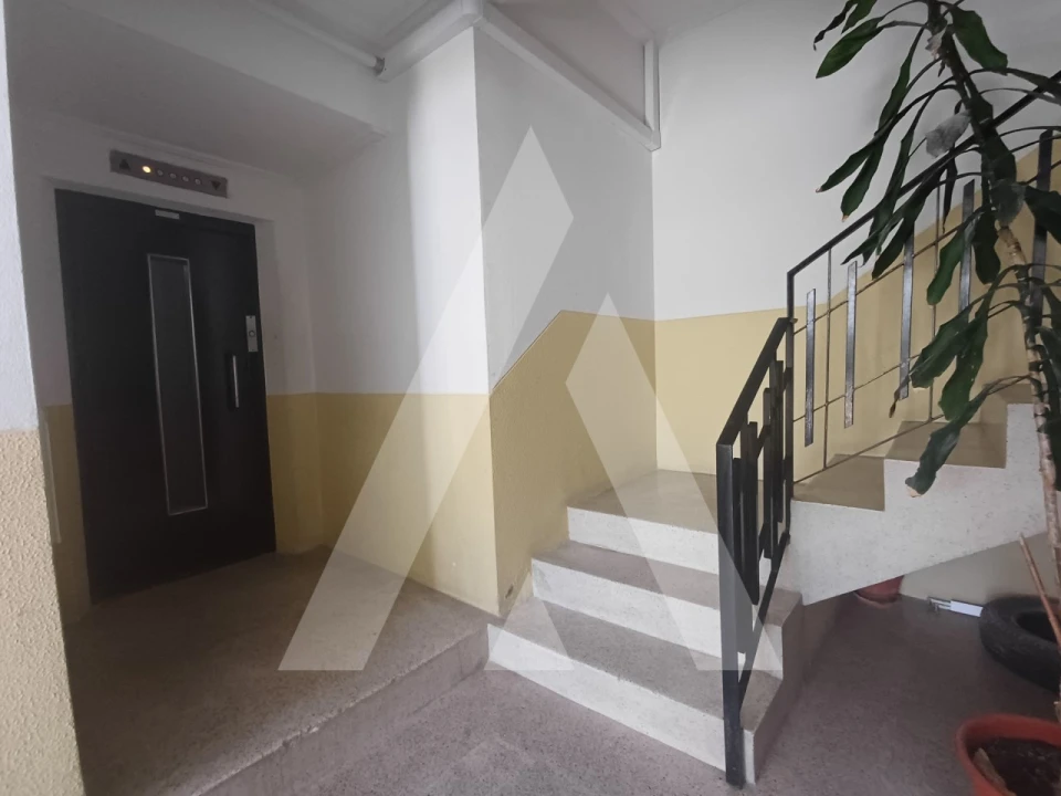 Apartamento T3 para Venda em Abraveses Foto 16