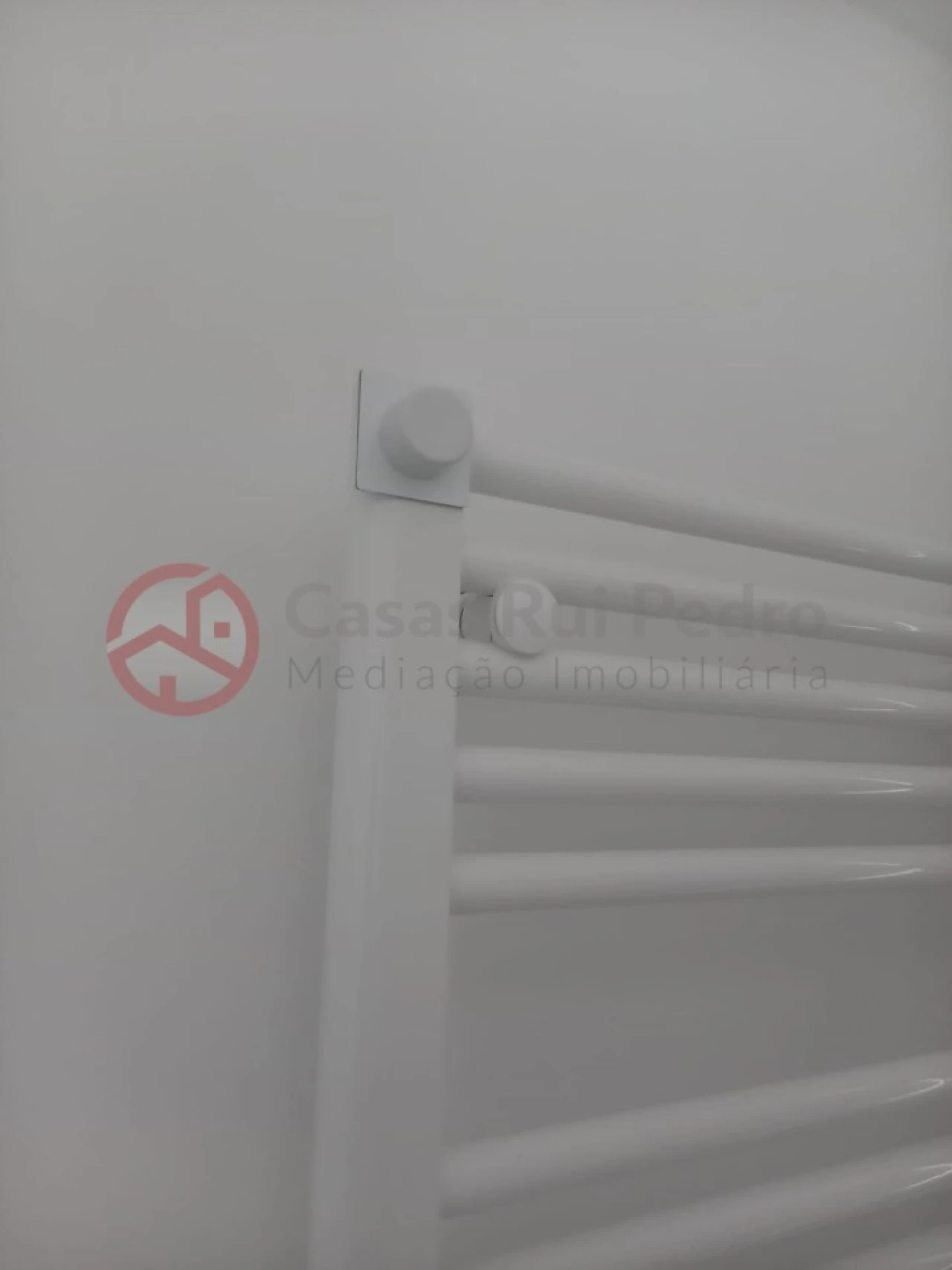Apartamento T1 para Venda em Massamá e Monte Abraão Foto 24