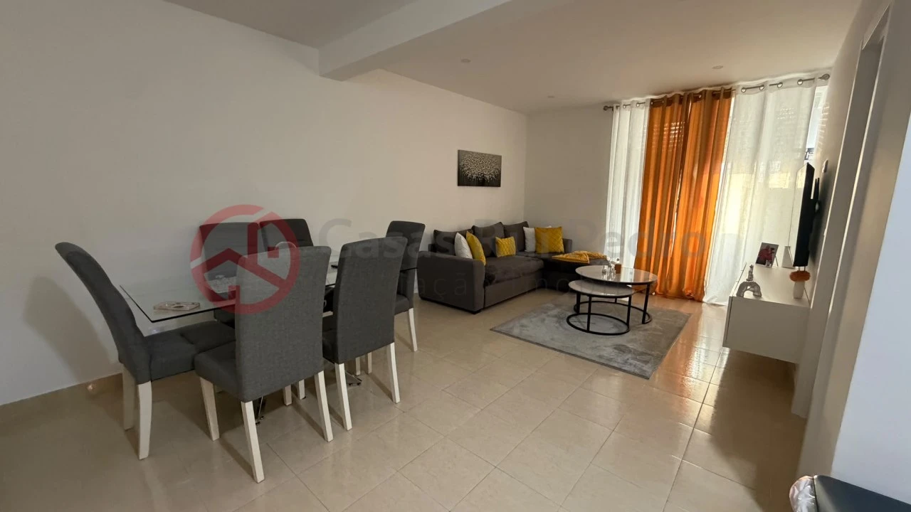 Apartamento T1 para Venda em Massamá e Monte Abraão Foto 1