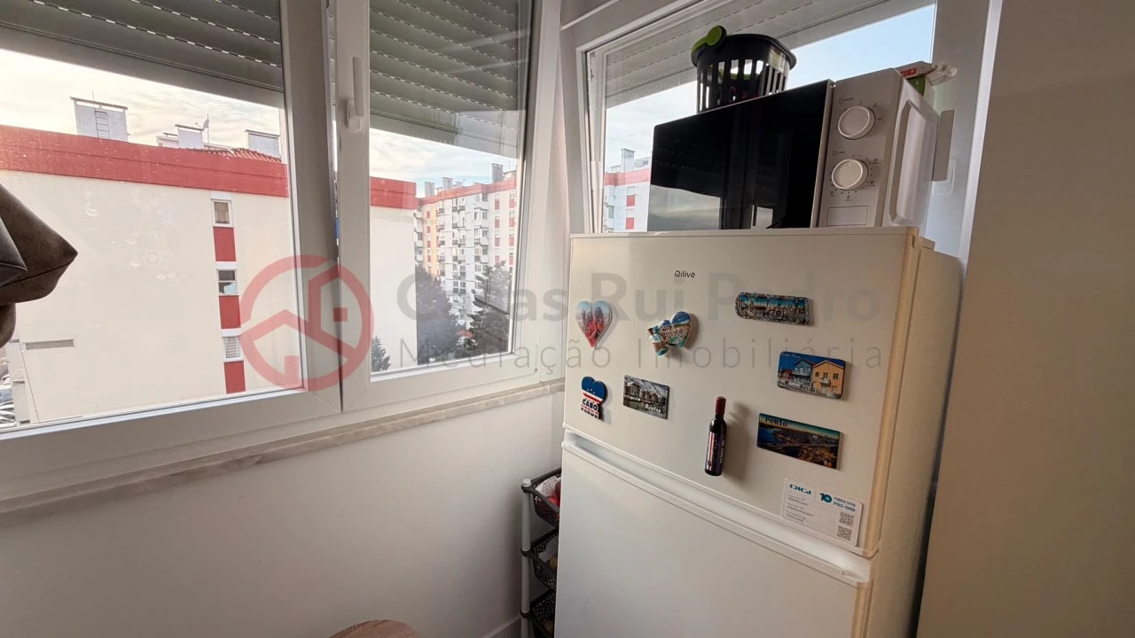 Apartamento T1 para Venda em Massamá e Monte Abraão Foto 41